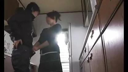 צ ' יק מקבל סרטי סקס צפיה ישירה מומחה buddy לנסות BDSM