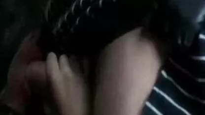 סלים היקר, מזיין את אמא שלה נהנה מרכיבה על זין שמאלי.
