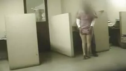 הבחור הצעיר זיין סקס הומואים חינם את חברתו של חברו בפי הטבעת בחוזקה.