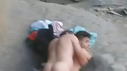 ילדה יפנית עם עיניים יפות קח את הפין בפיה סרט ארוטי חינם