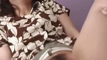 חמרה ג צאט פורנו חינם ' ינג ' ית מוצצת בגוף ראשון.