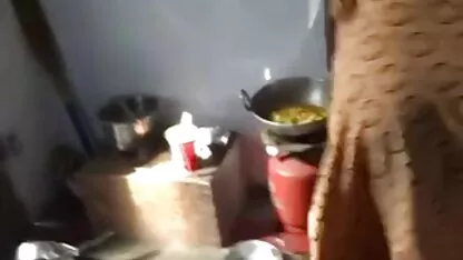 אסיאתית סרטי סקס חינם אונס עם ציצים גדולים מקבלת אורגזמה על שולחן העיסוי.