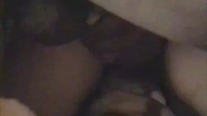 גבר רעול פנים תקף מודל מצלמת אינטרנט וזיין אותה מול משתמש הצ ' אט פורנו לצפיה חינם