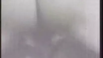 מתעמלת צעירה מראה גוף סקס ישראלים חינם רזה.