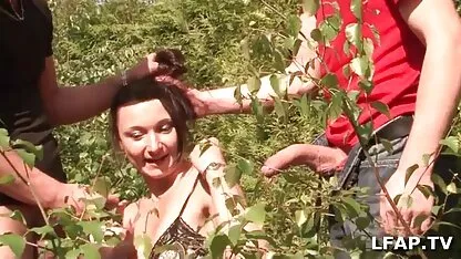 Kamasutra בחורות עושות ביד מלמד סקס אנאלי נכון