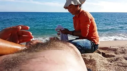 זונה עם שיער ג ' סקס יפה חינם ינג ' י לשרת שני גברים