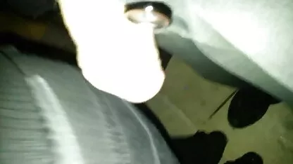 מטפלי ילדים במשפחה אומנת מקיימים ציצים סקסים יחסי מין עם גבר מסיבות כספיות